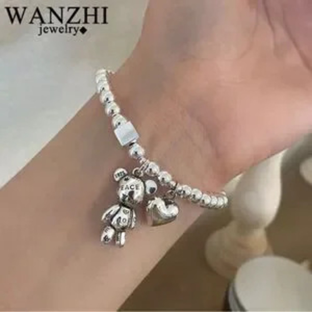 Cute?Bear Heart Dangle?Bracelet